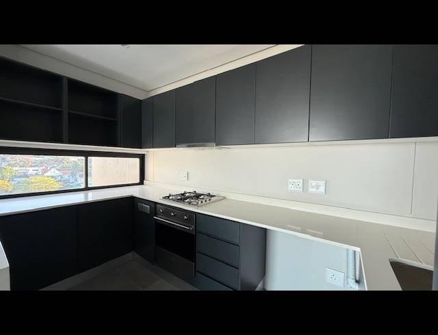 3 BEDROOM PENTHOUSE TO LET IN MORNINGSIDE
